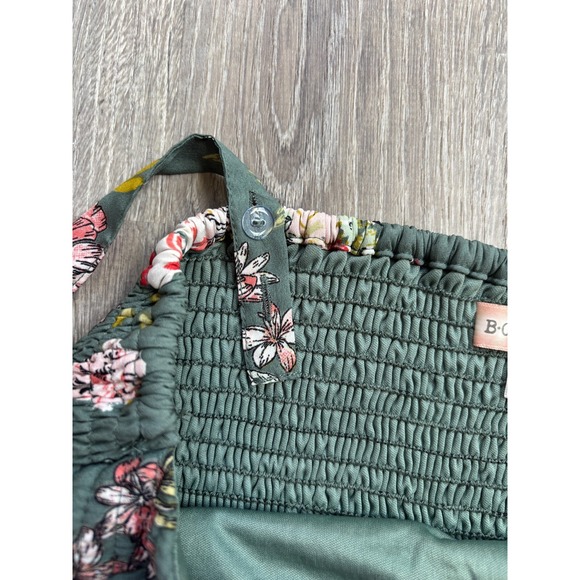 BOG Collection Quilted Ruffle Green Floral Crop Top Size Large - Picture 3 of 7